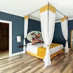 Hotel Altos De, Istan